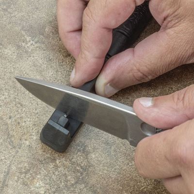 Brúska Ka-Bar Ceramid ČIERNA KA-BAR 02-9926 2