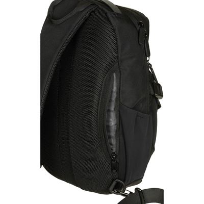 Batoh TRAVEL SLING cez jedno rameno ČIERNY