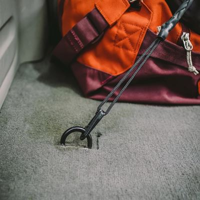 Elastická šnúra s karabínami GRUNTLINE GEAR AID® 68216 2