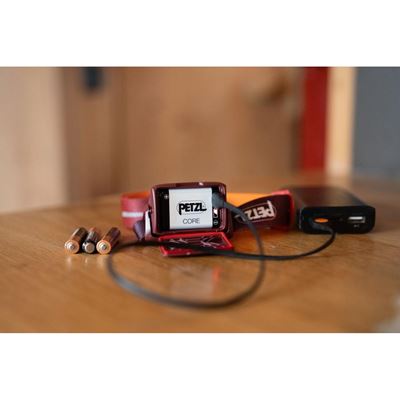 Svietidlo čelovka ACTIK CORE 2025 ZELENÁ PETZL E065AB03 6