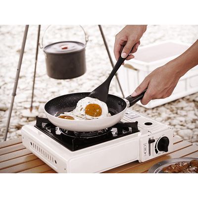 Set nástrojov OUTDOOR na varenie vrátane obalu