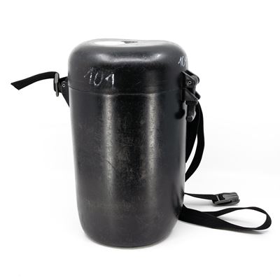 Plastové puzdro na použitú masku Dräger