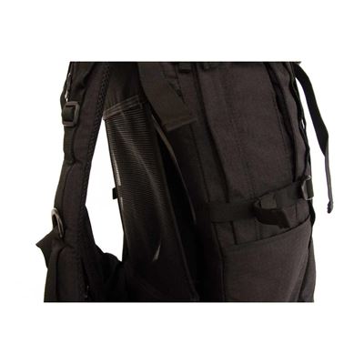 Batoh HIKING MEDIUM 35l s výstužou ČIERNY