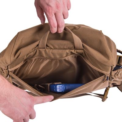 Taška cez rameno URBAN COURIER MEDIUM COYOTE